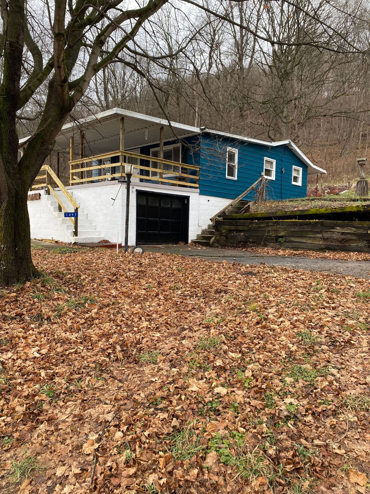 listing, photo 1