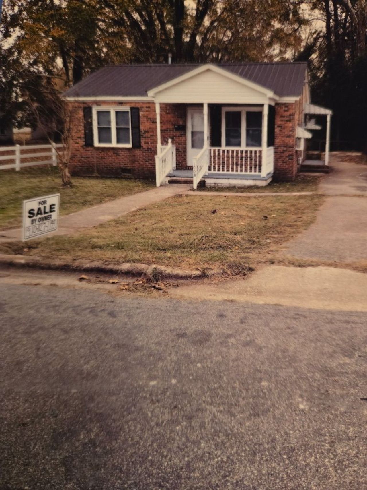 listing, photo 1