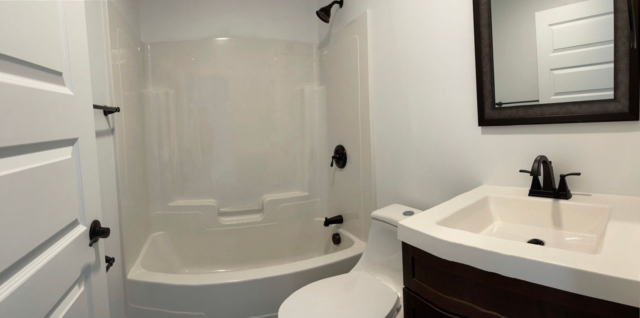listing, photo 1