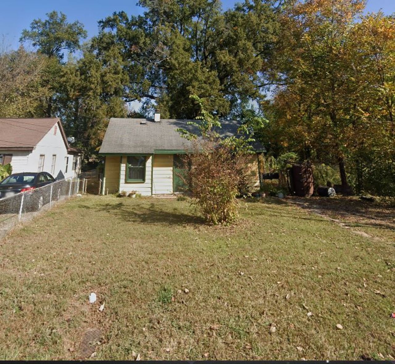 listing, photo 1