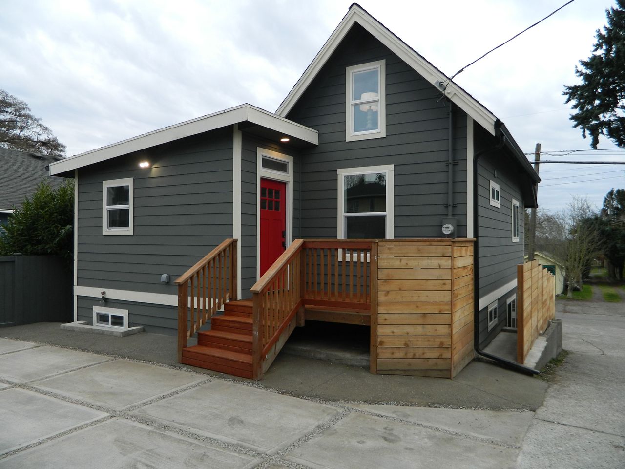 listing, photo 1