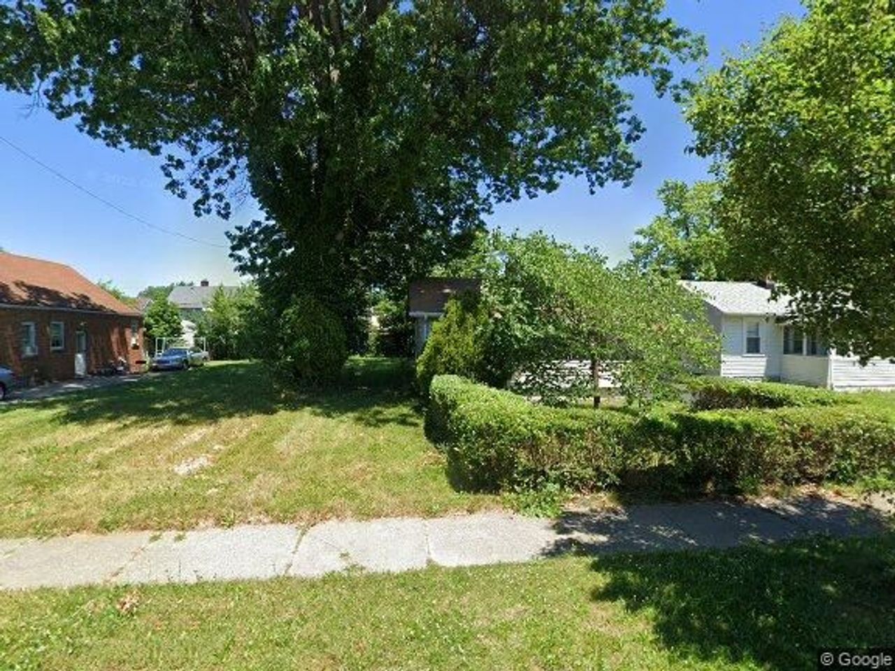 listing, photo 1