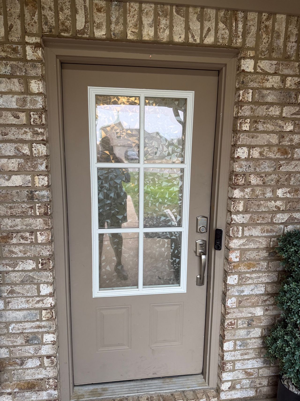 listing, photo 1