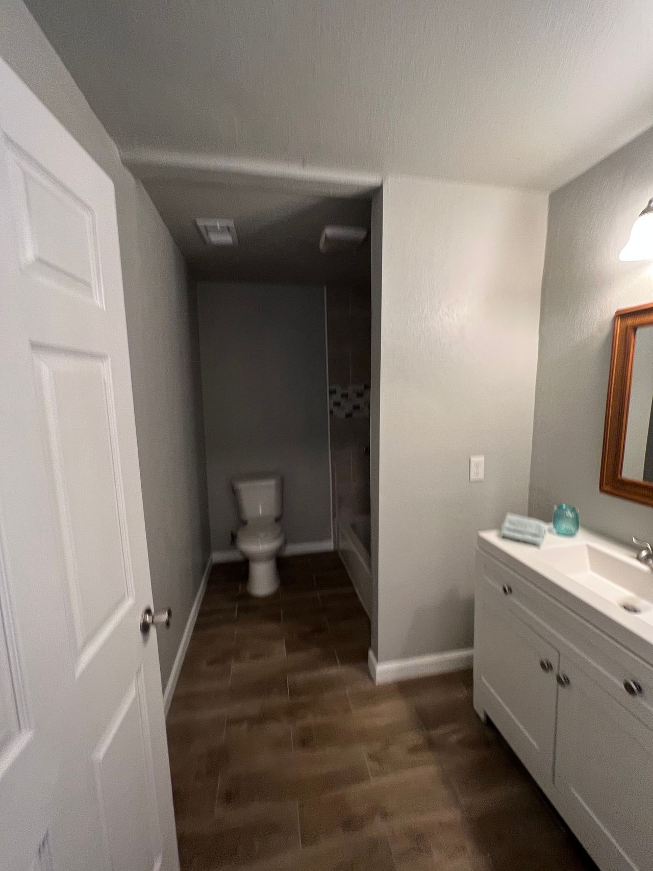 listing, photo 1