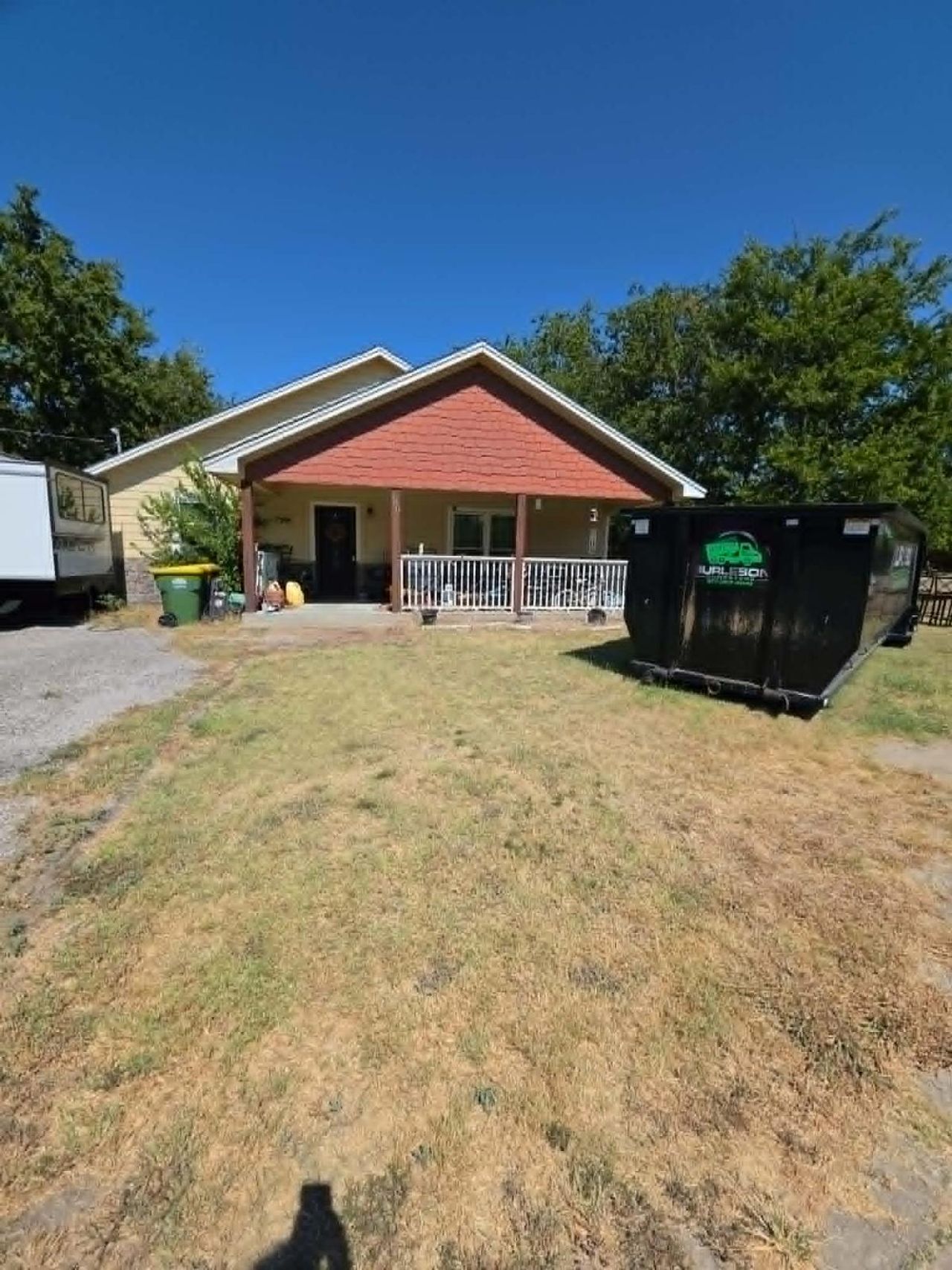 listing, photo 1