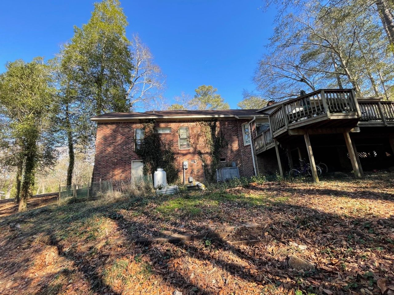 listing, photo 1