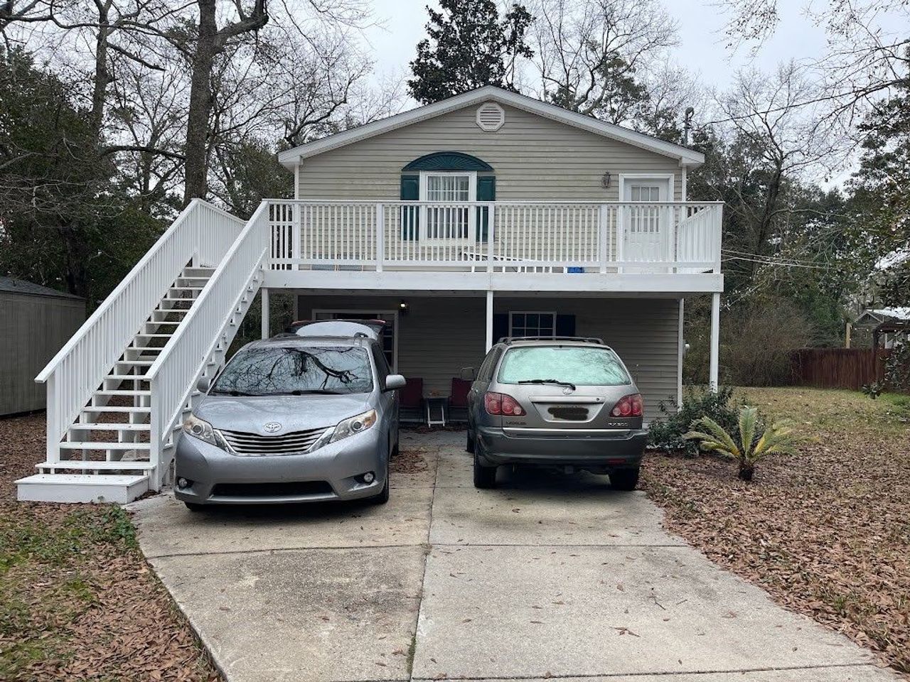listing, photo 1
