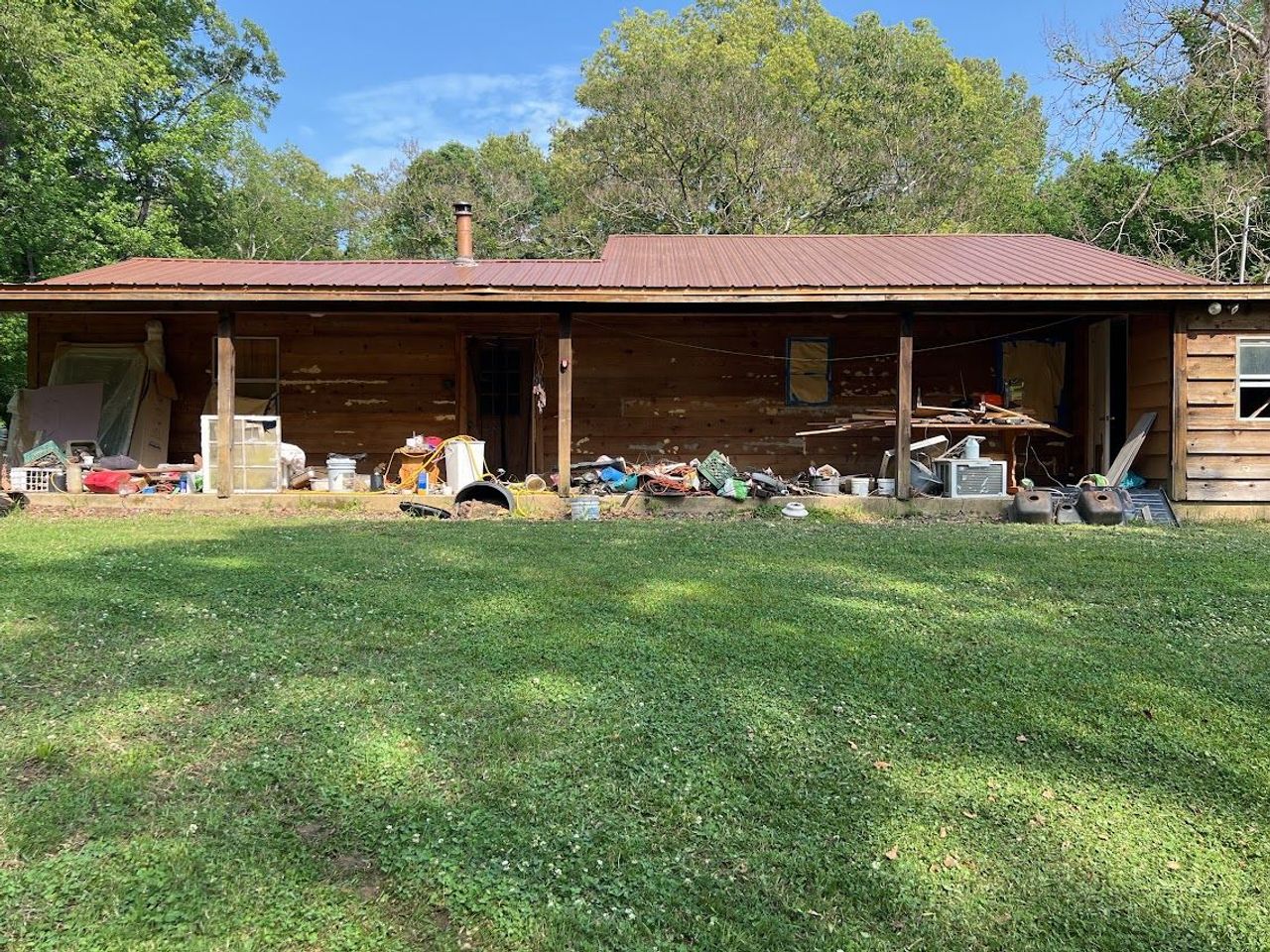 listing, photo 1