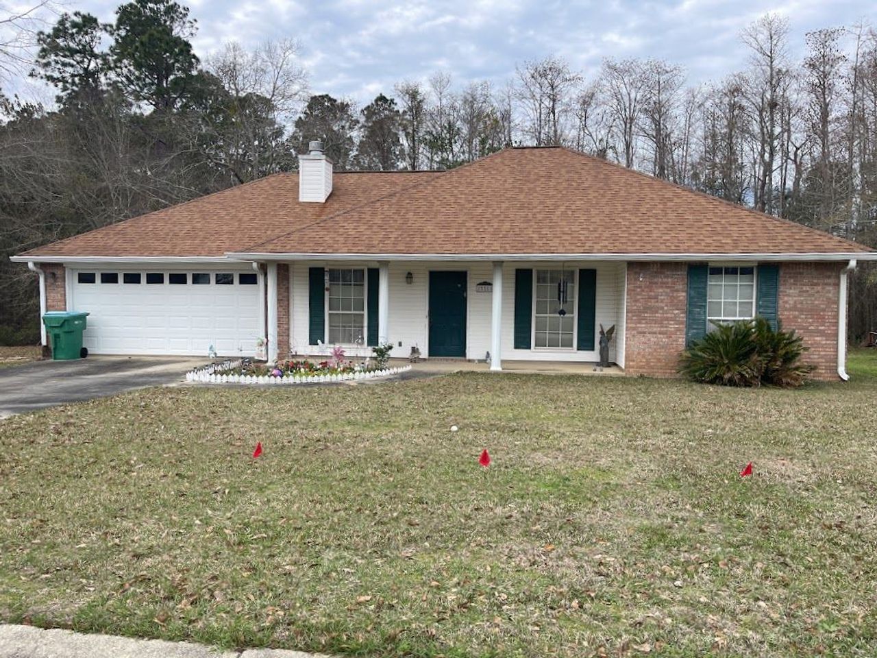 listing, photo 1
