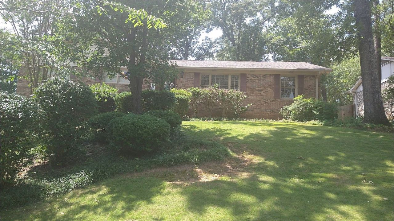 listing, photo 1