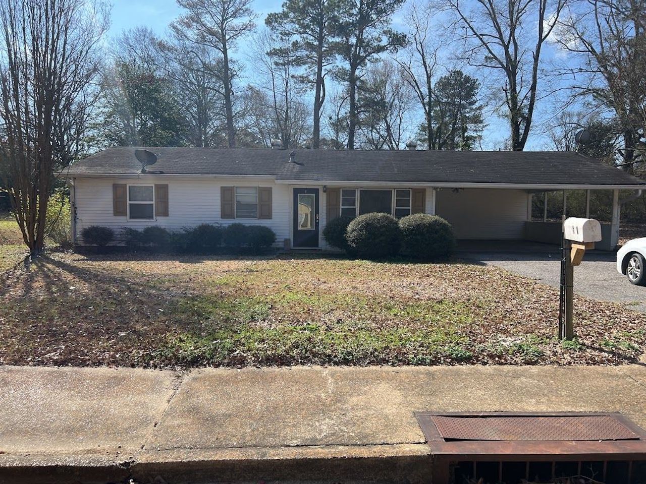 listing, photo 1