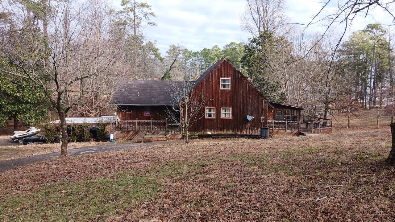 listing, photo 1