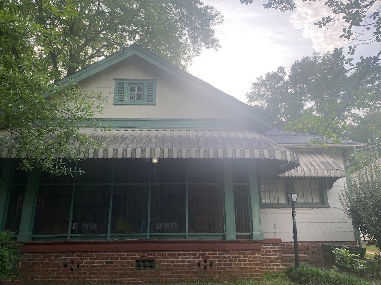 listing, photo 1