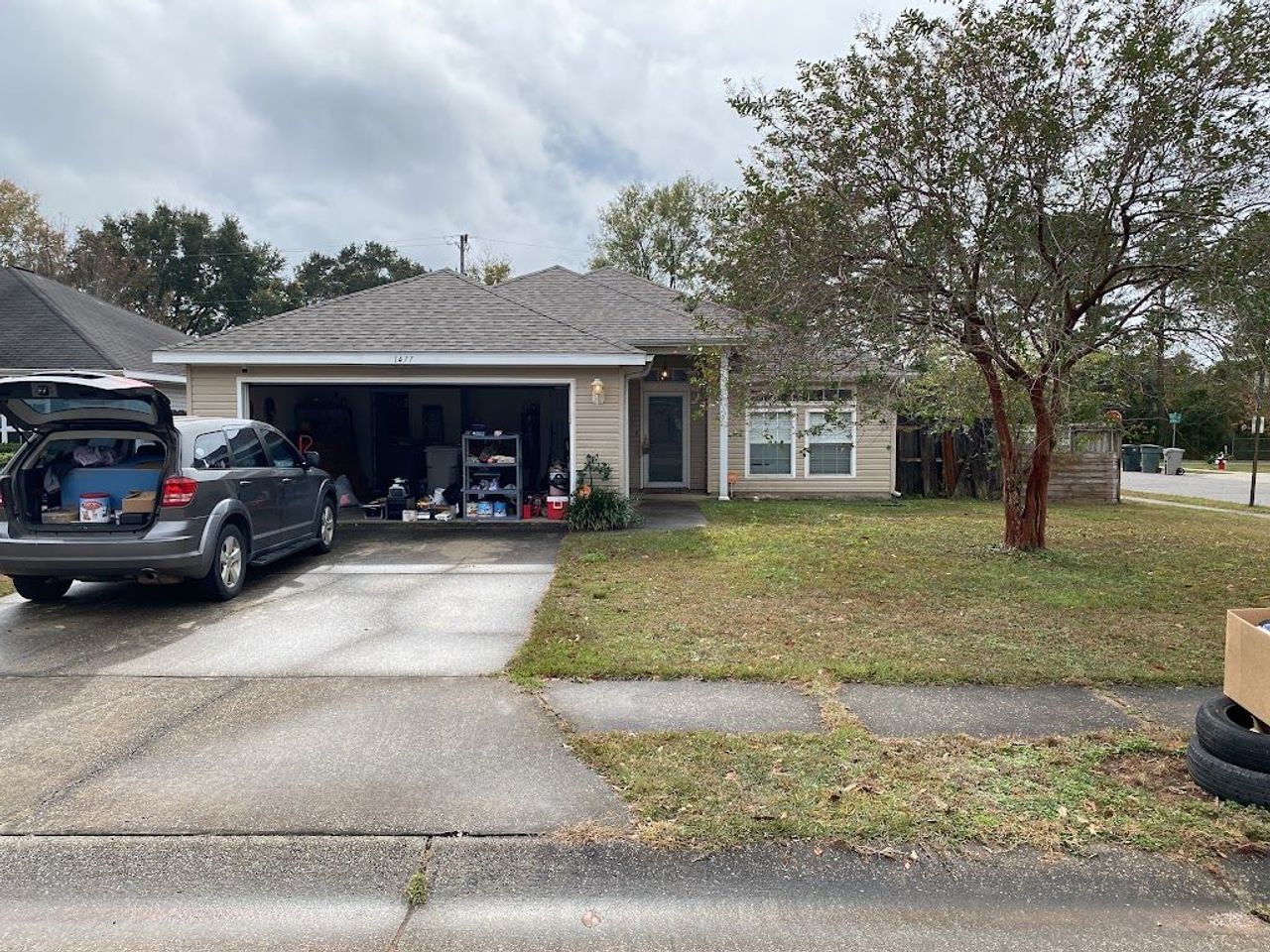 listing, photo 1