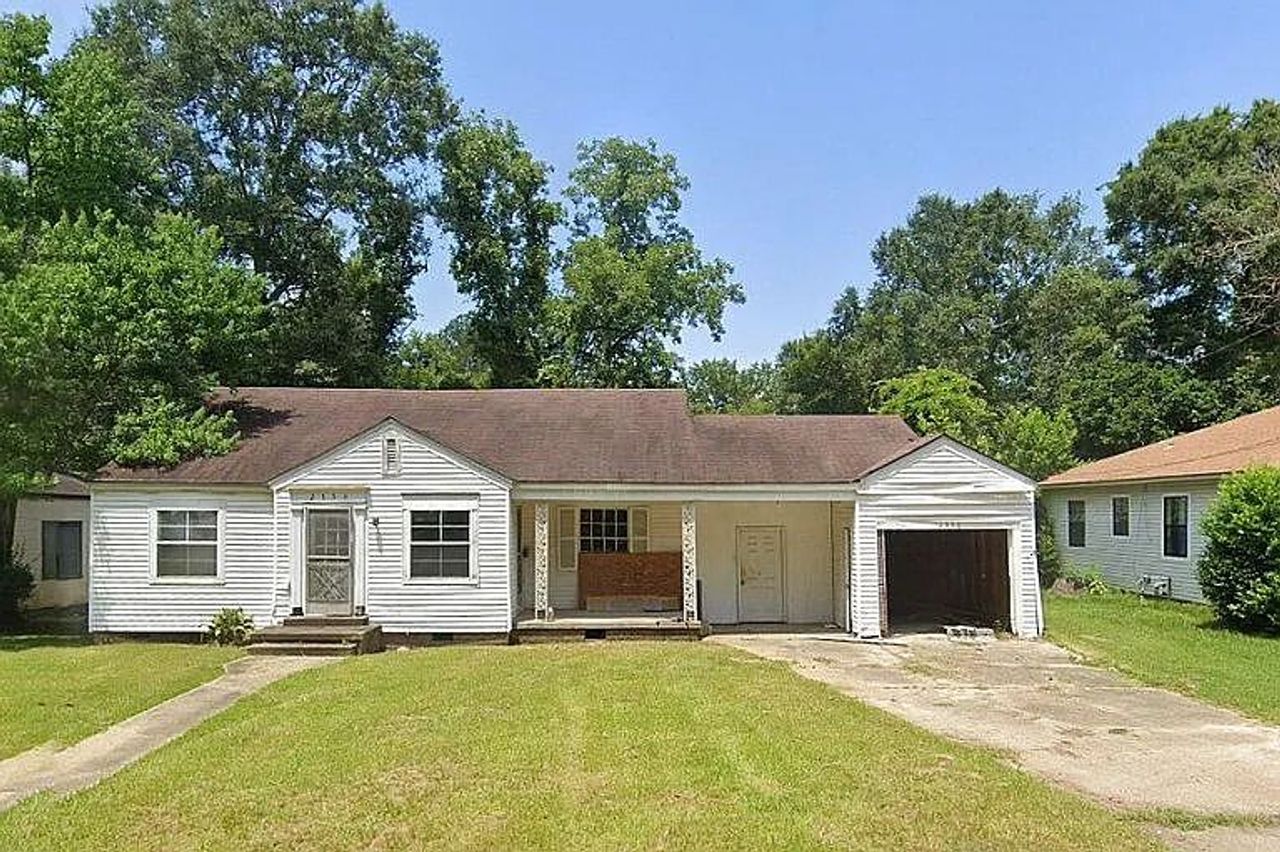 listing, photo 1