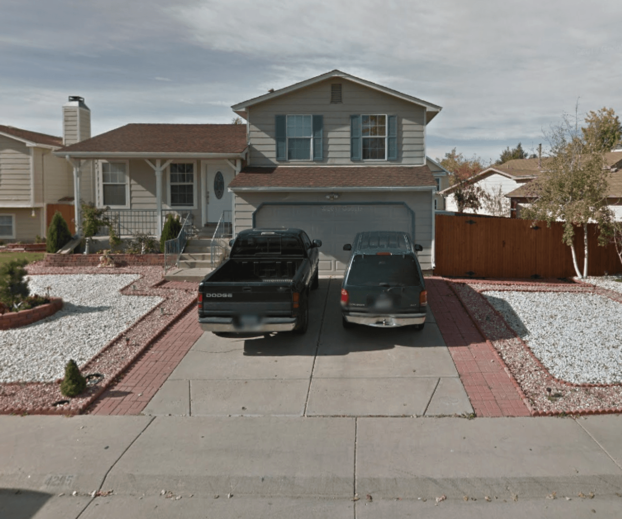 listing, photo 1