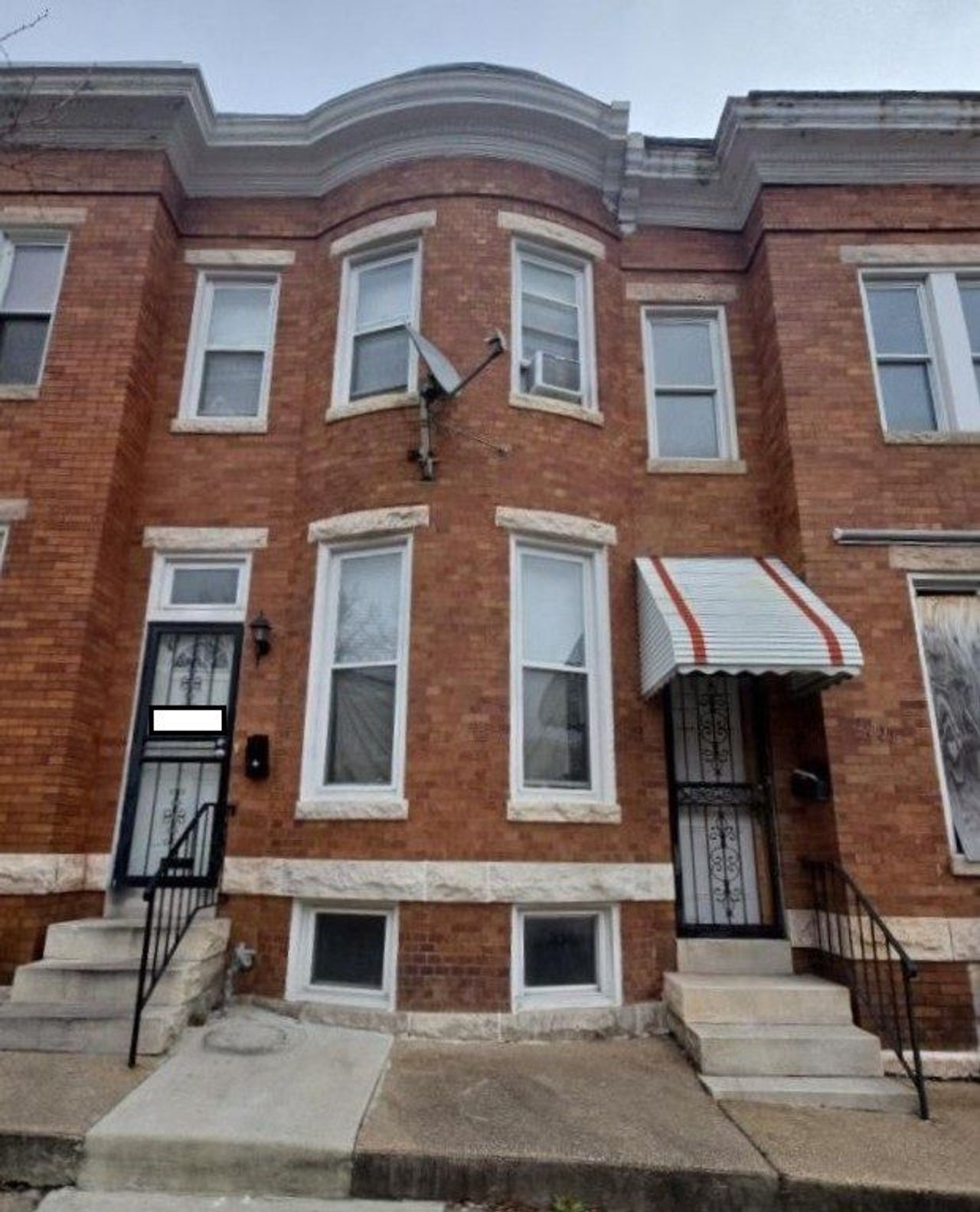 listing, photo 1