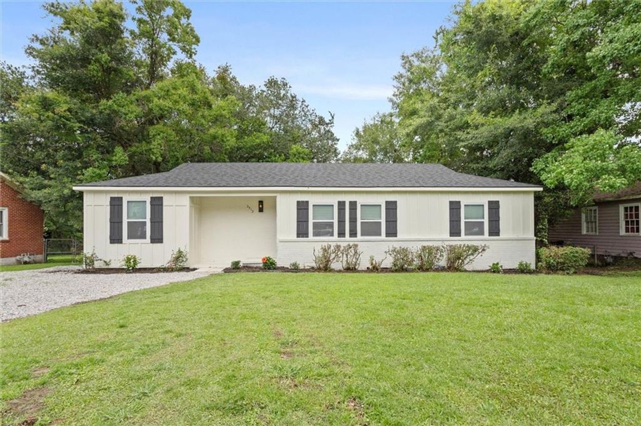 listing, photo 1