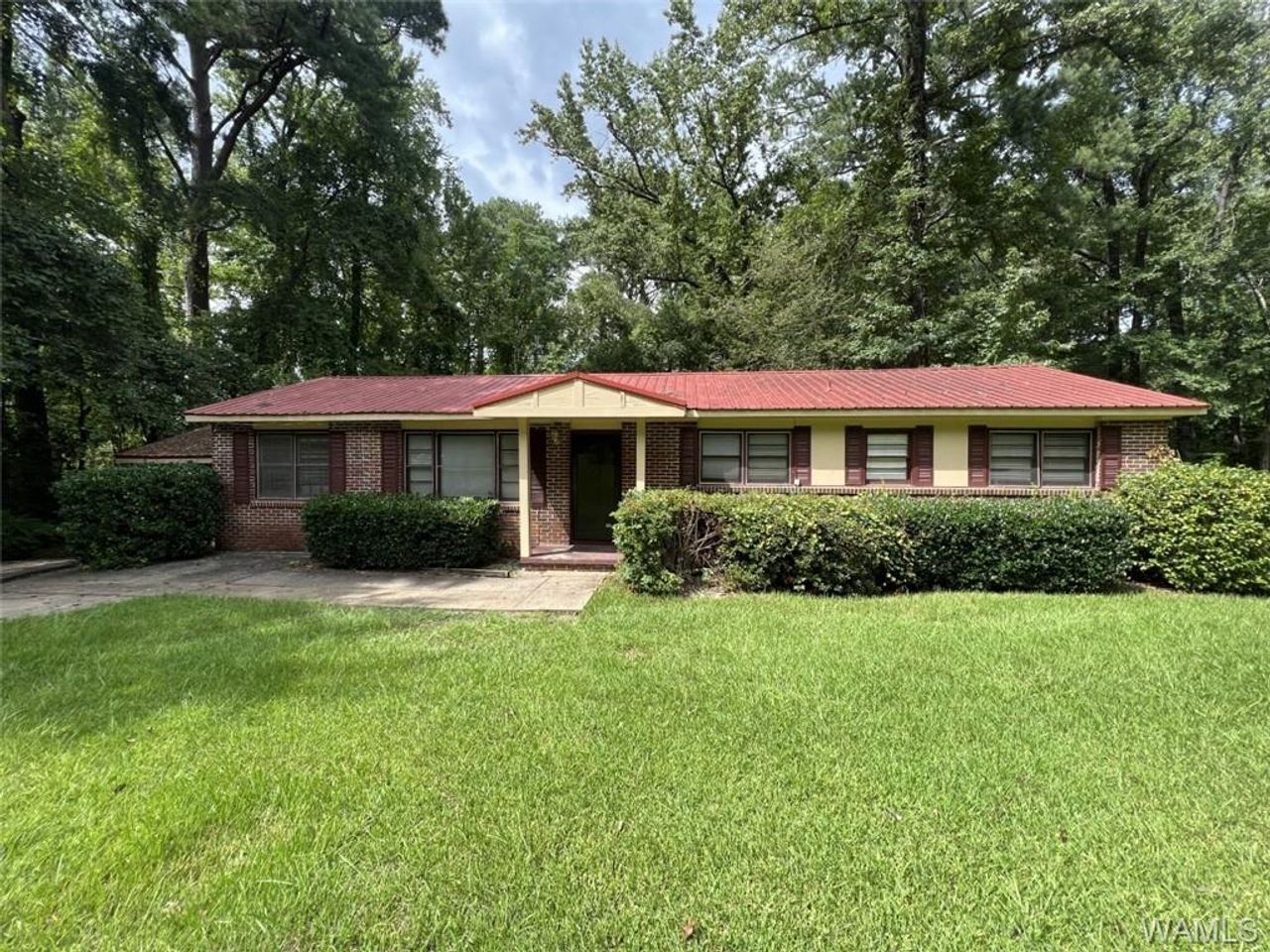 listing, photo 1