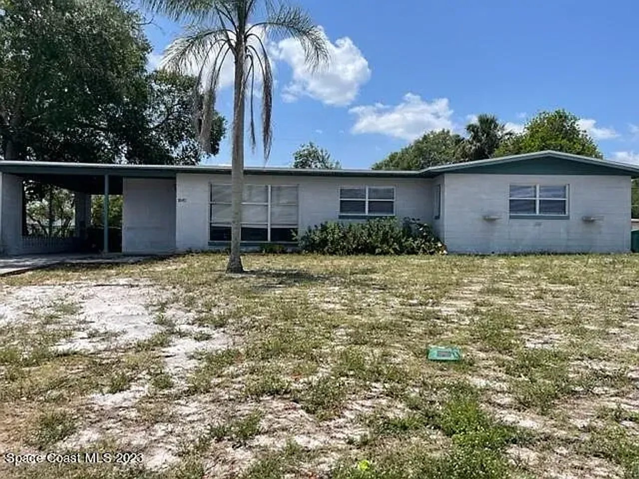 listing, photo 1