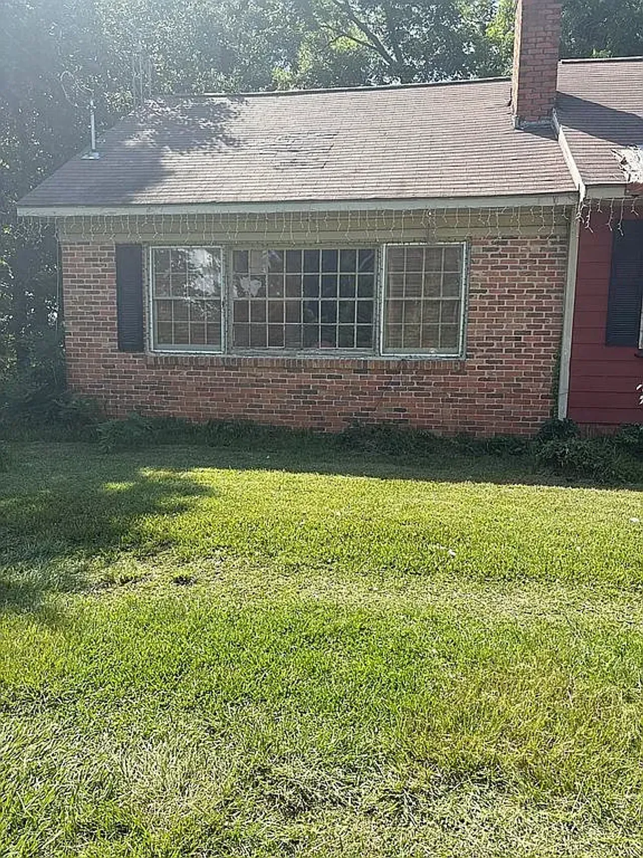 listing, photo 1