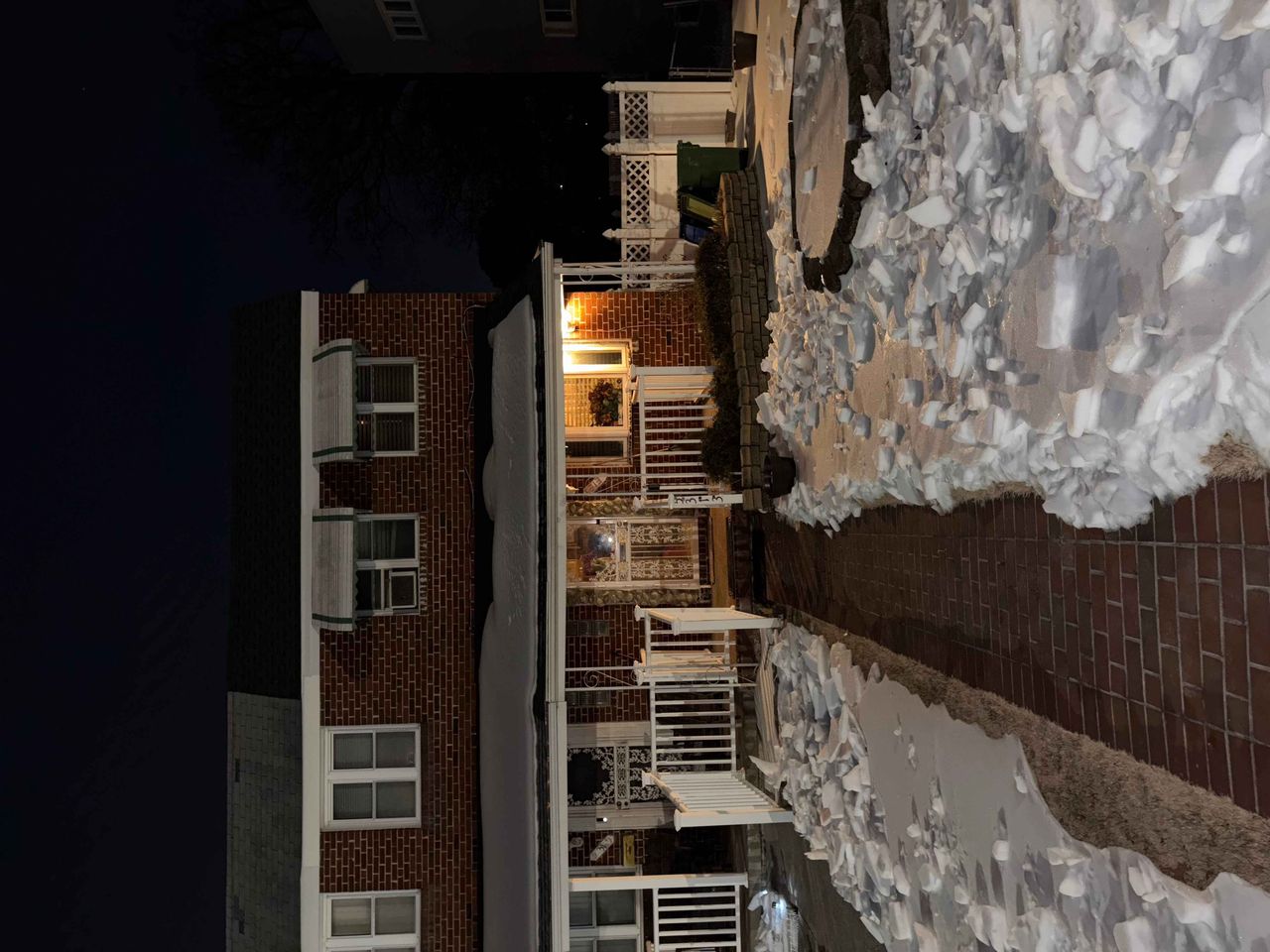 listing, photo 1