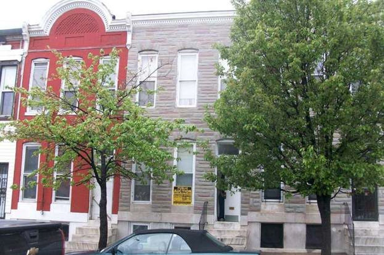 listing, photo 1