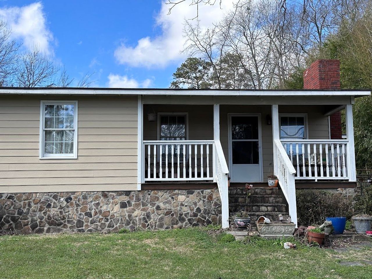 listing, photo 1