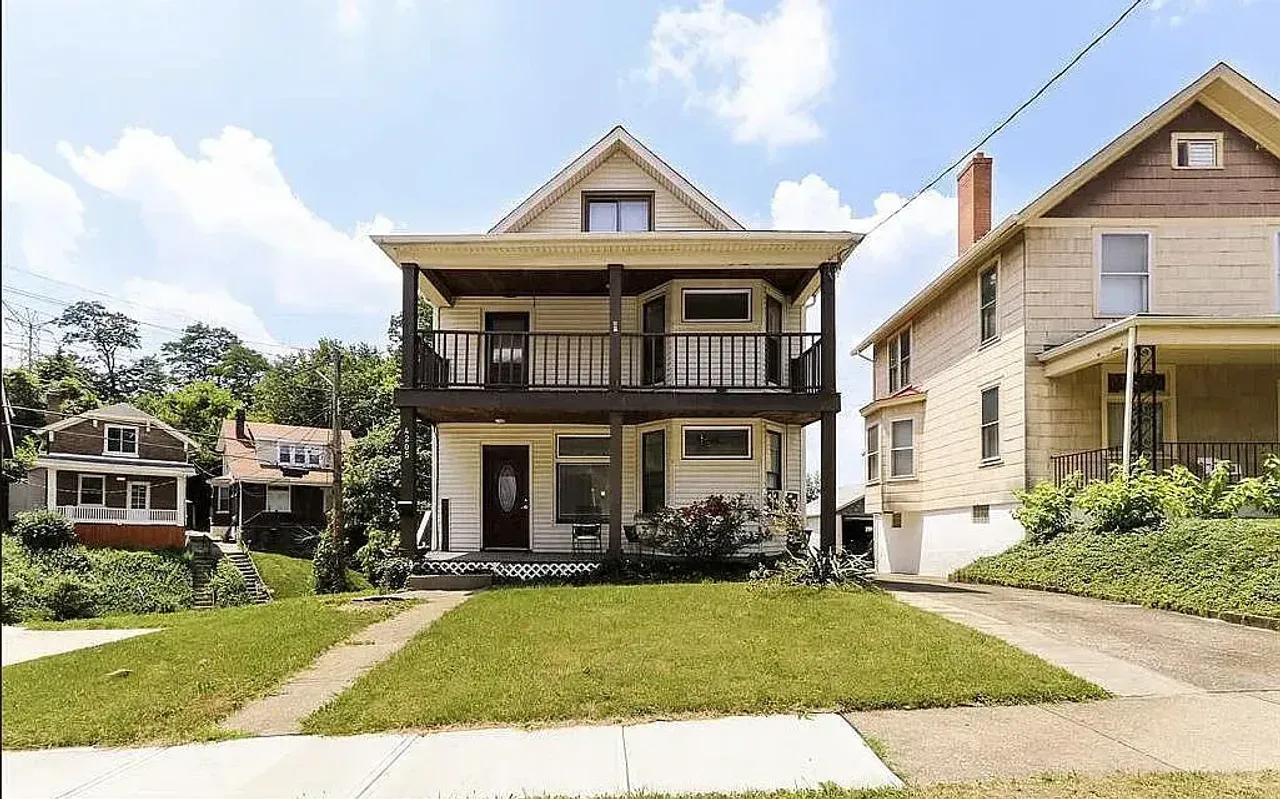 listing, photo 1