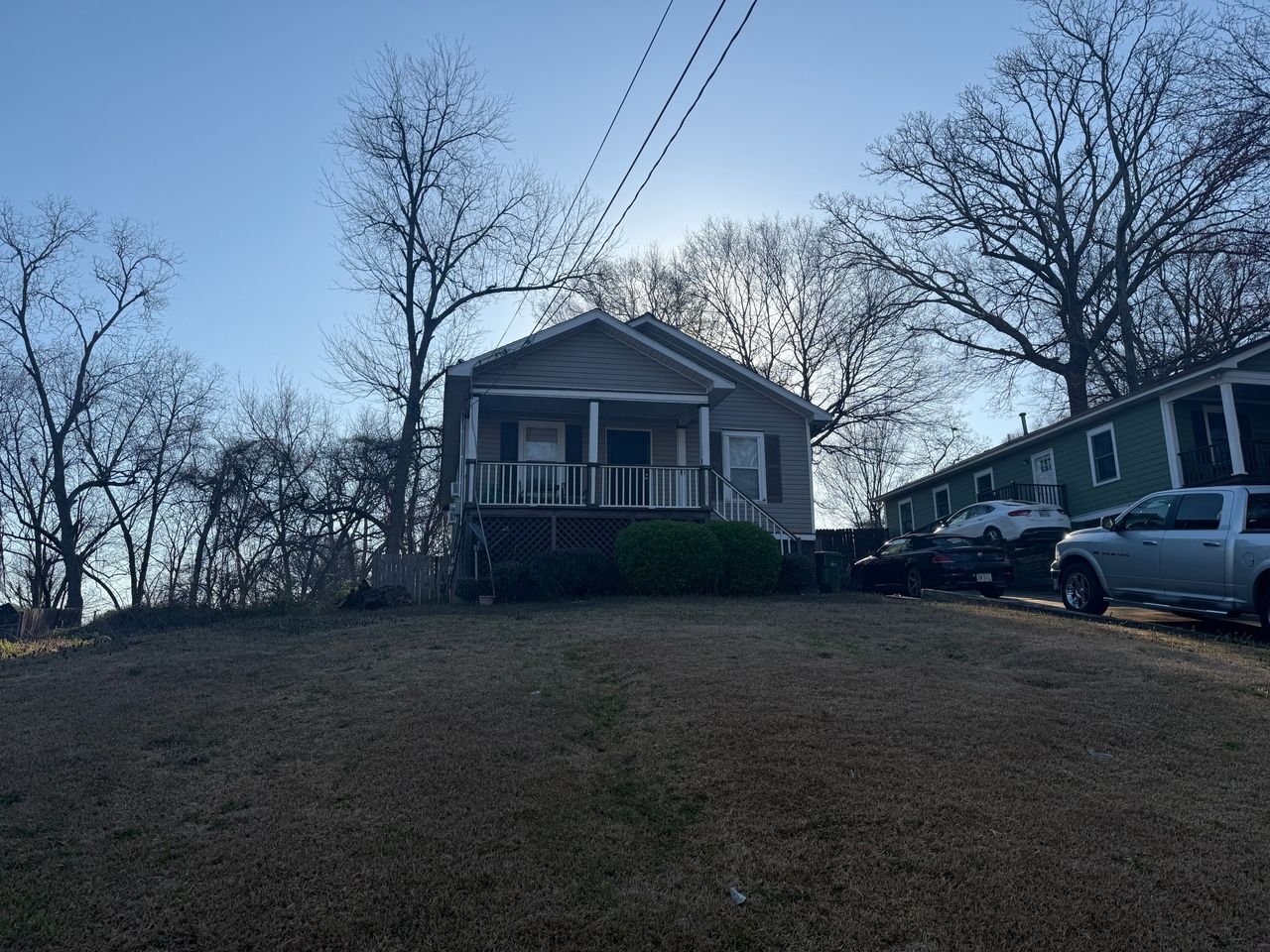 listing, photo 1