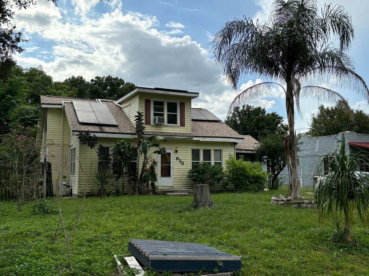 listing, photo 1