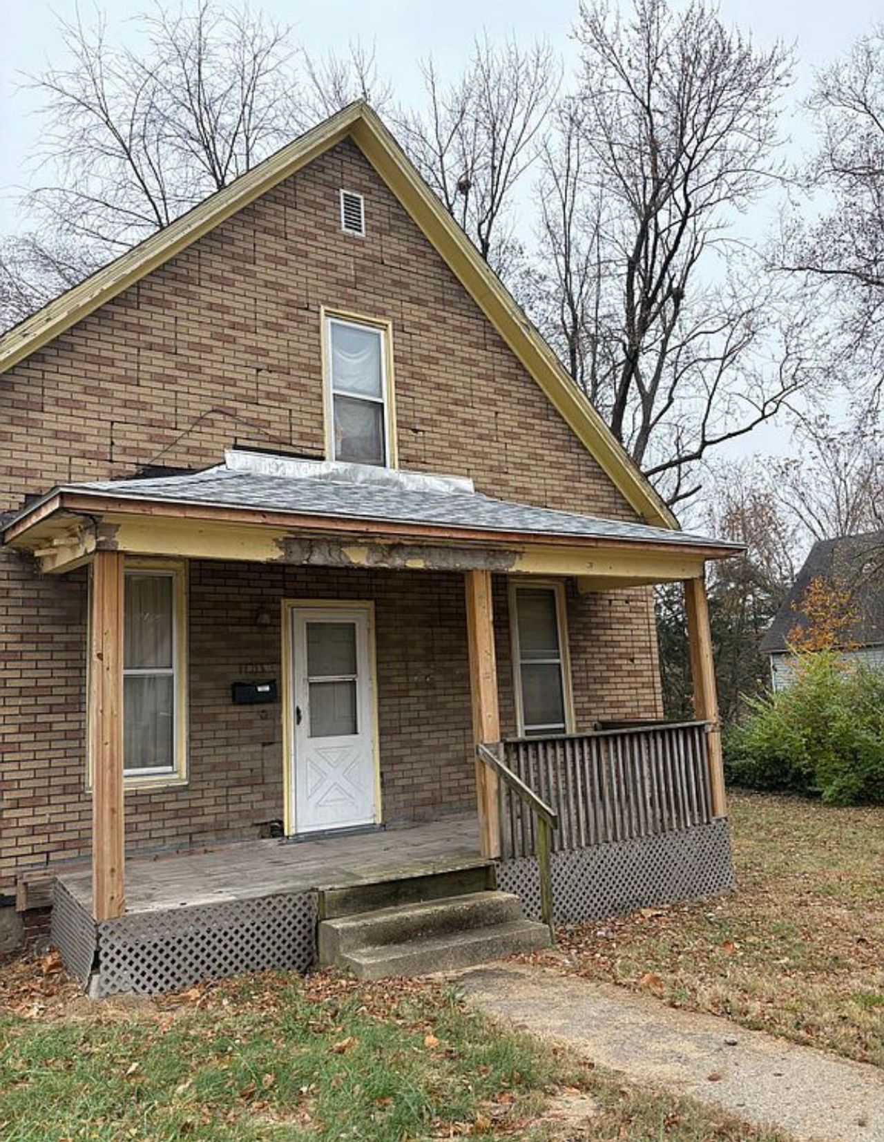 listing, photo 1