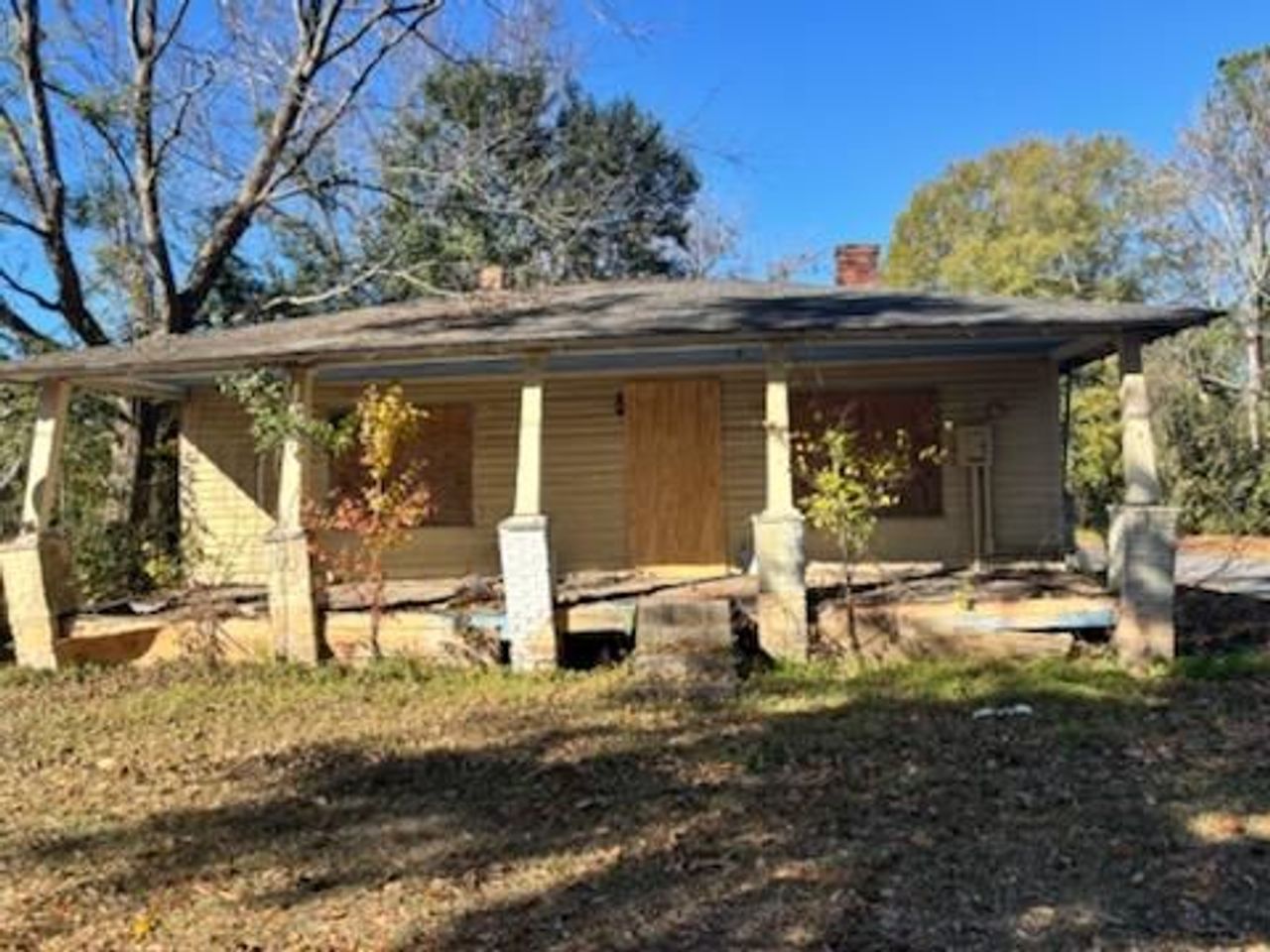 listing, photo 1