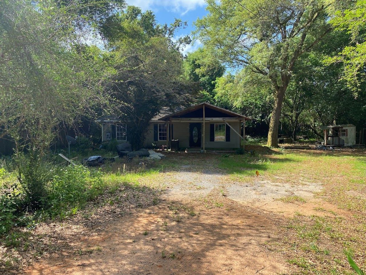 listing, photo 1
