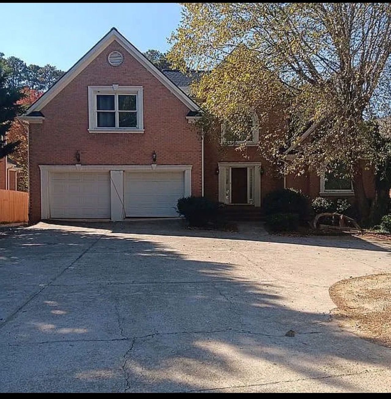 listing, photo 1