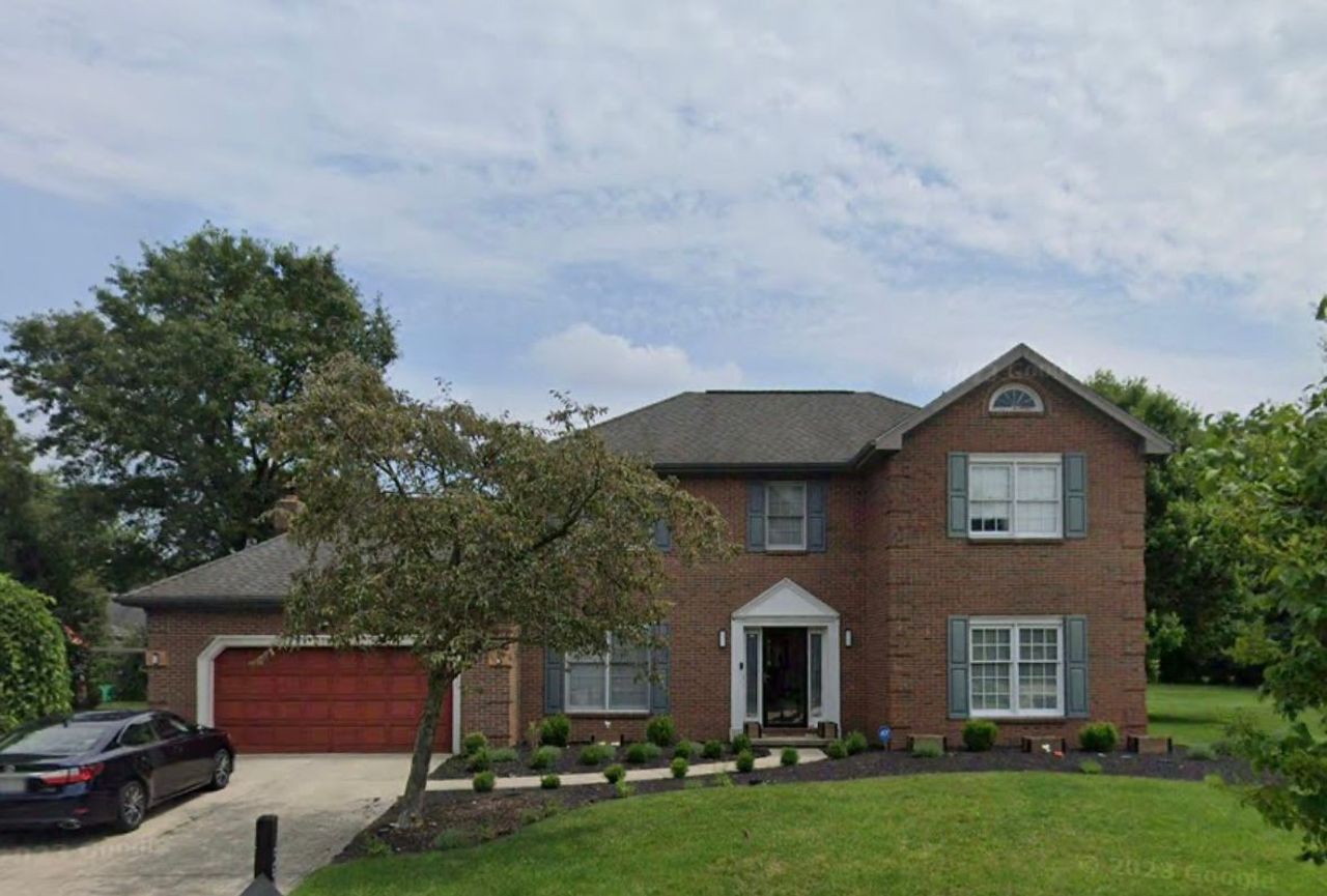 listing, photo 1