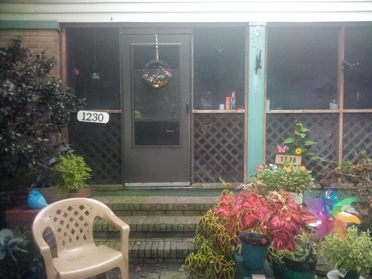 listing, photo 1