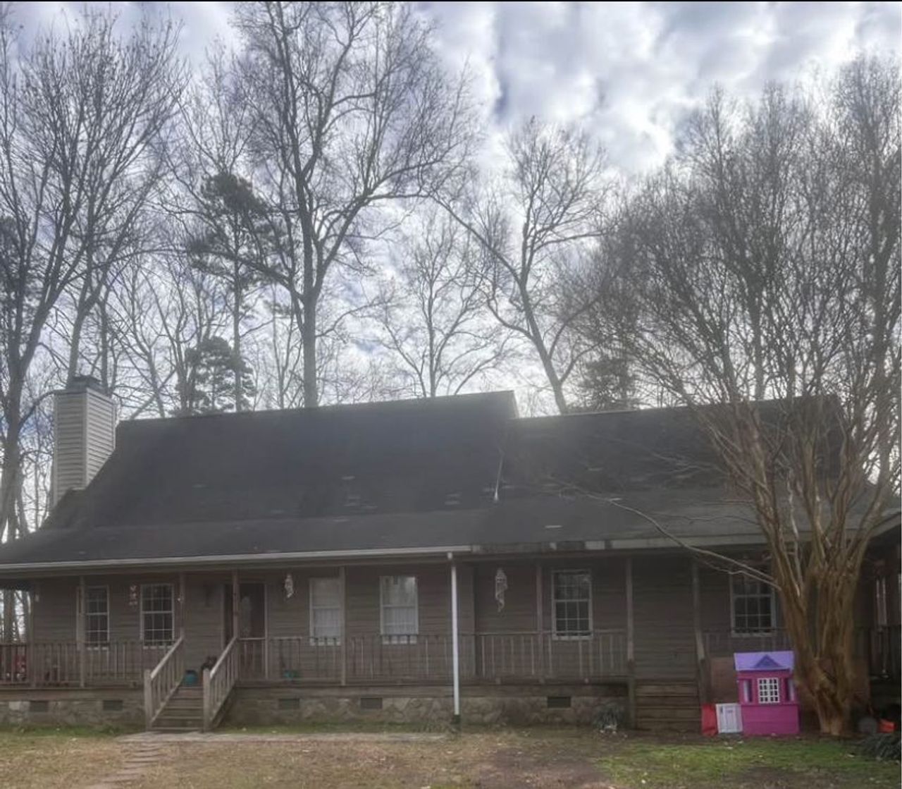 listing, photo 1