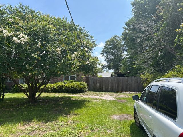 View of 909 Lakeview Dr, Mt Pleasant, SC 29464, USA