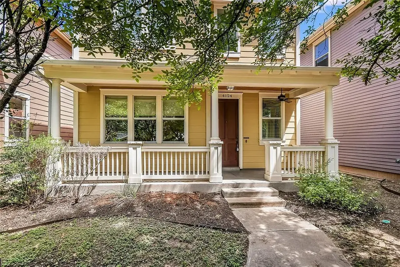 listing, photo 1