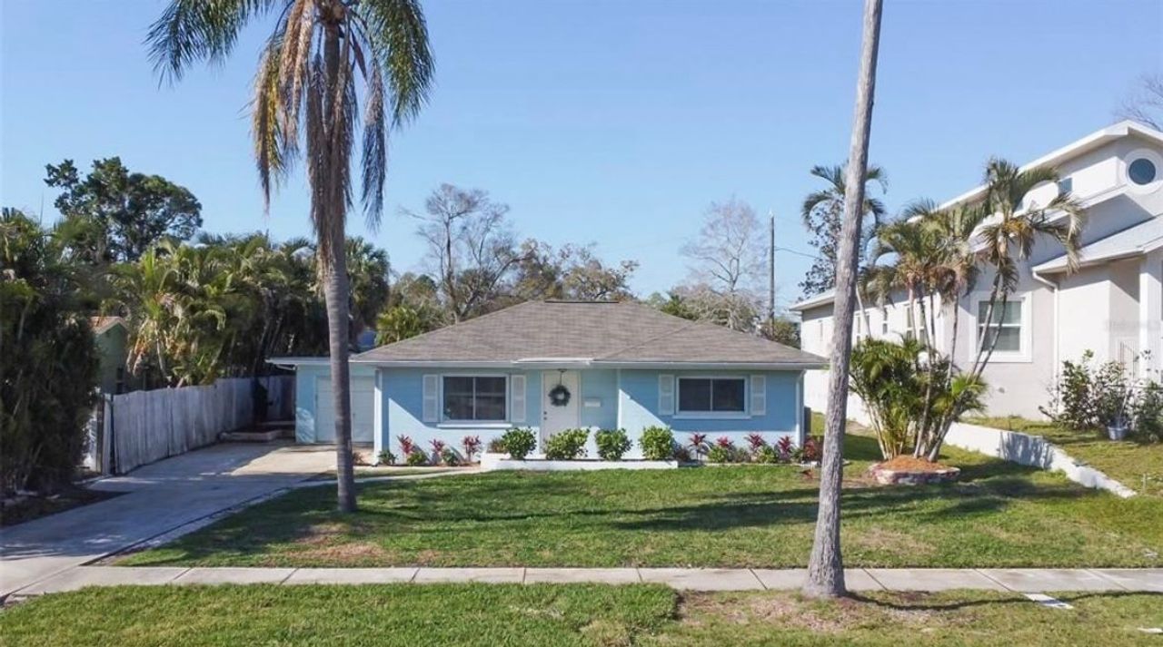 listing, photo 1