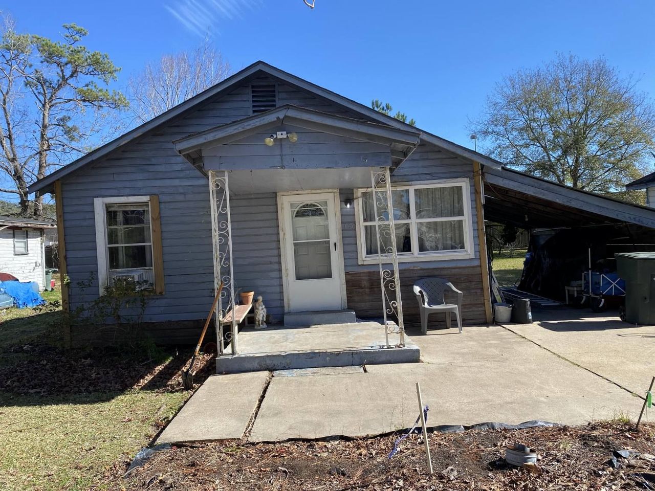 listing, photo 1