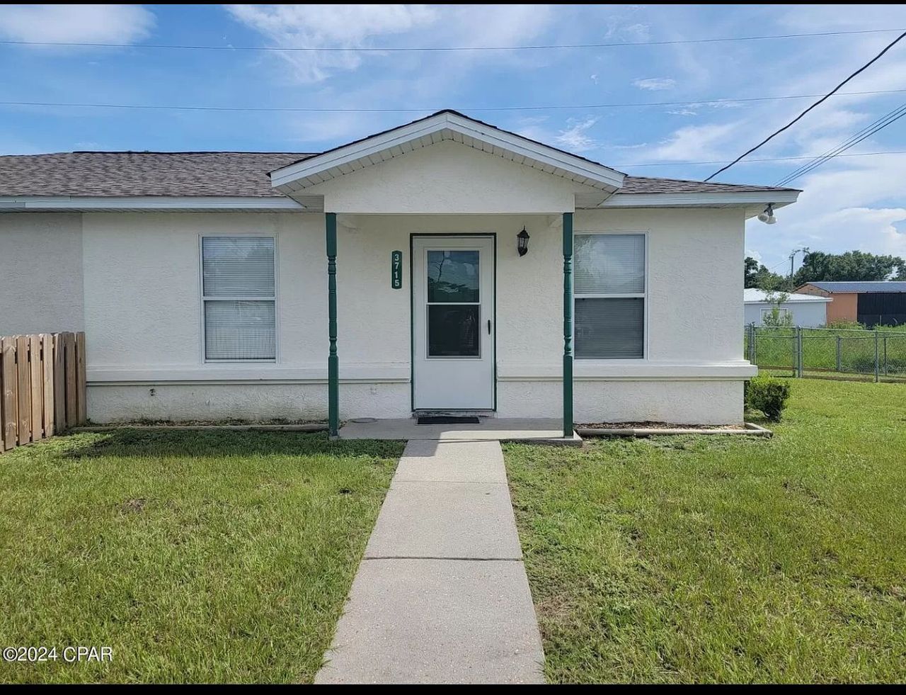 listing, photo 1