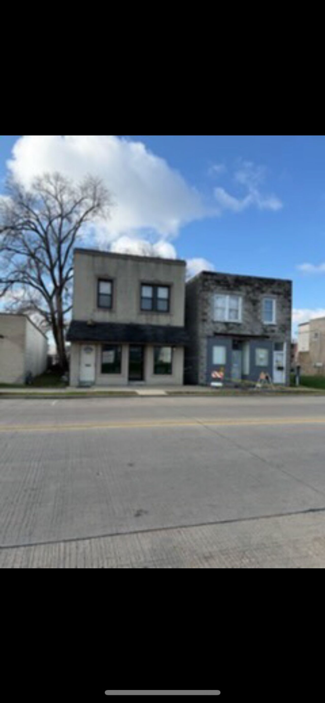 listing, photo 1
