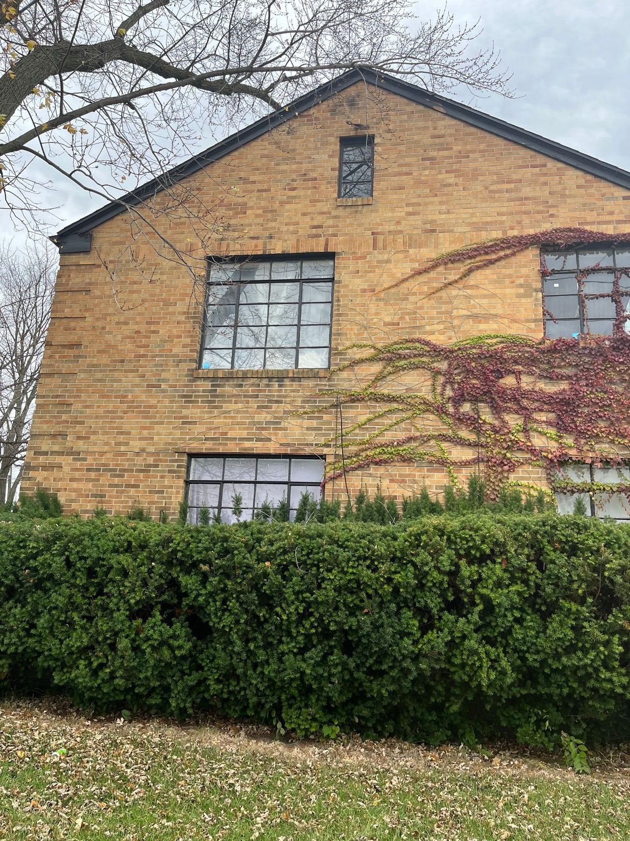 listing, photo 1