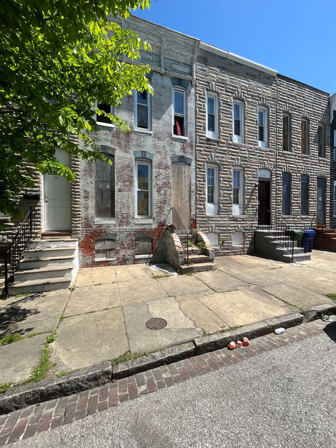 listing, photo 1
