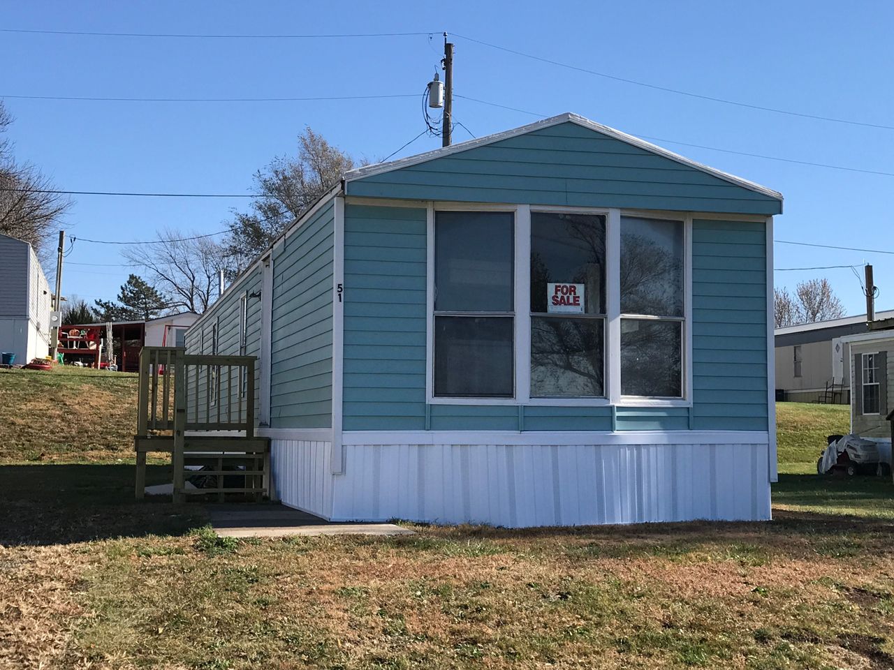 listing, photo 1