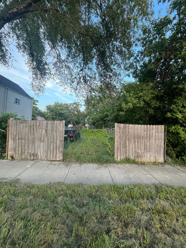 View of 5217 S Winchester Ave, Chicago, IL 60609, USA