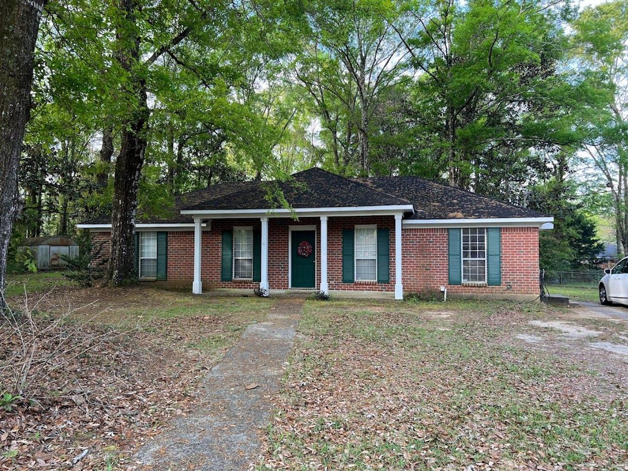 listing, photo 1