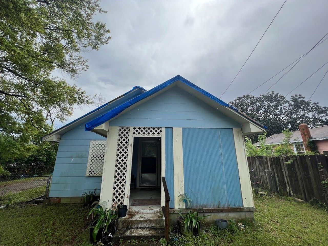 listing, photo 1
